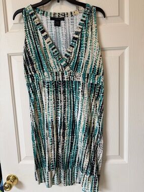 Calvin Klein Jeans Teal, Navy, Tan & White Sleeveless V-Neck Dress